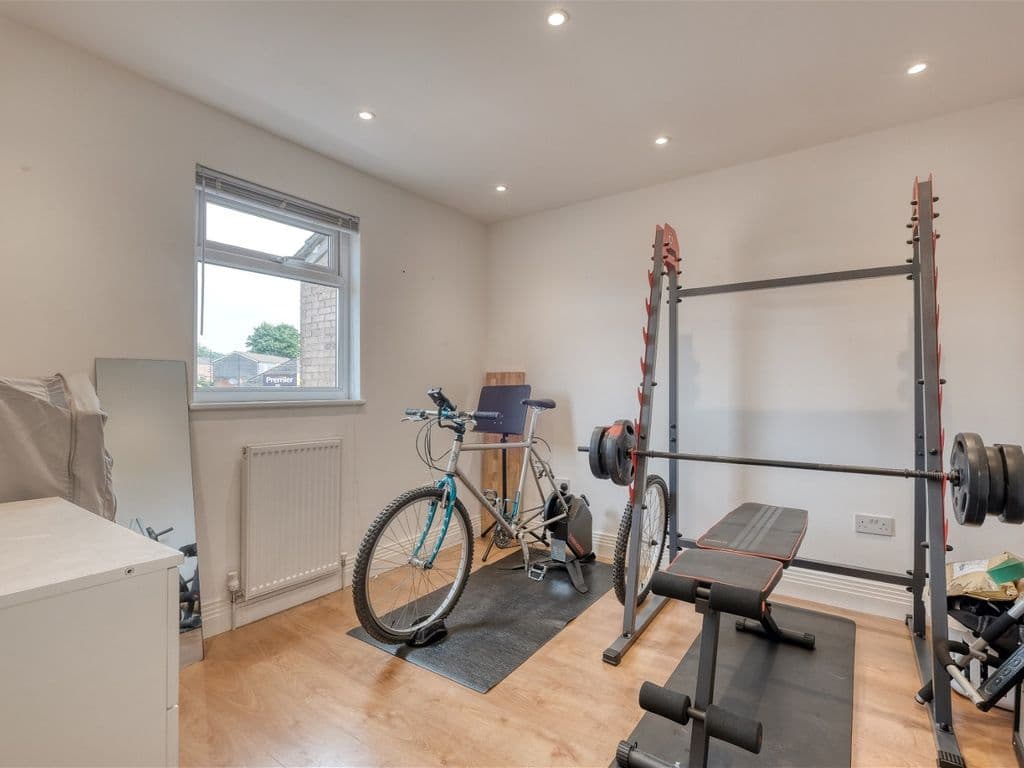 Final Estate Agent Photos: Second bedroom (or my gym)
